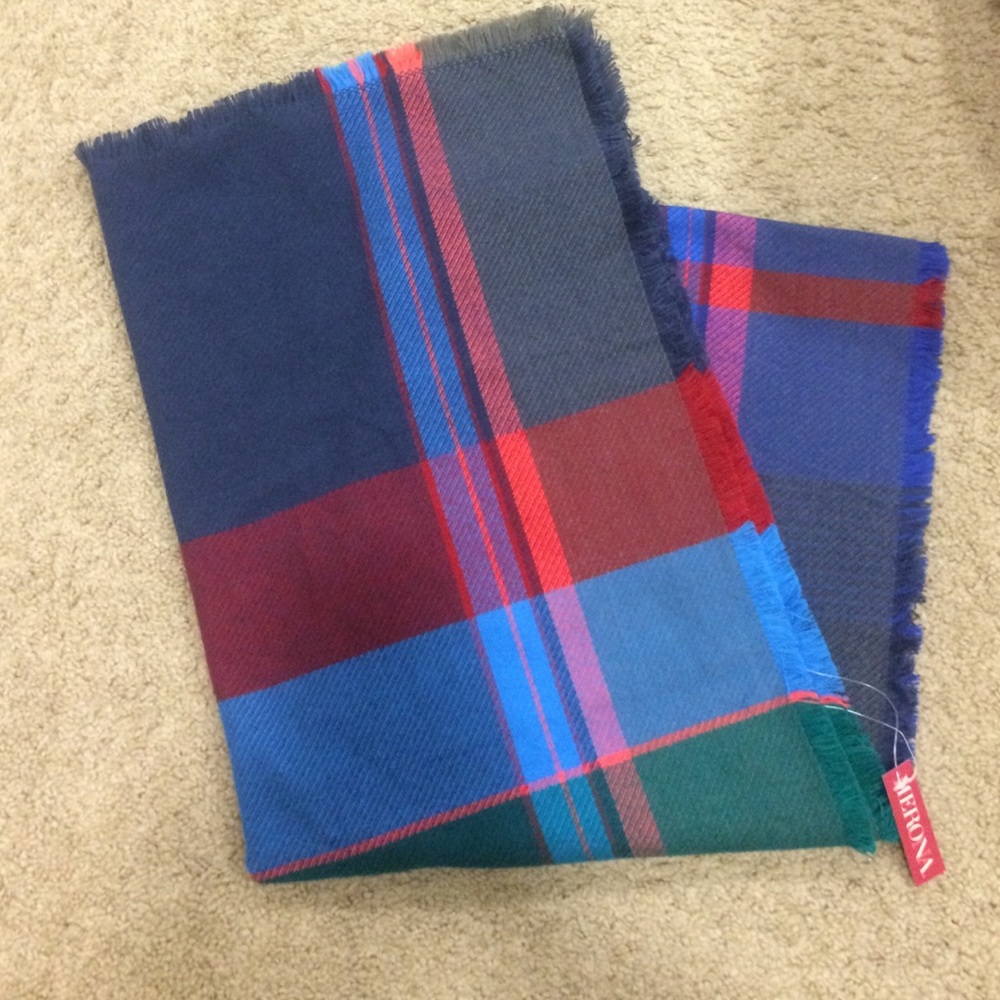 💕NWT merona plaid scarf navy burgundy